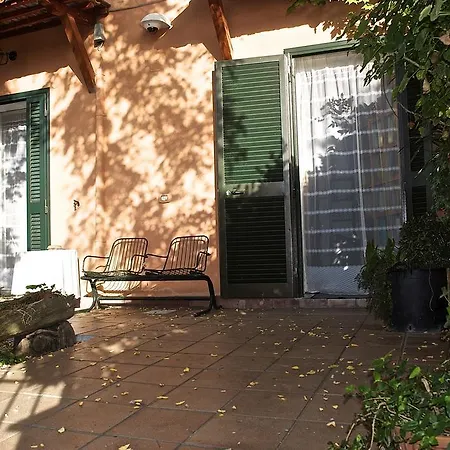 Apartment Mery Lho Aprilia